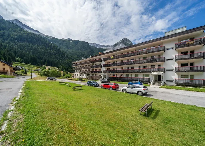 Apartman Guesthost - *